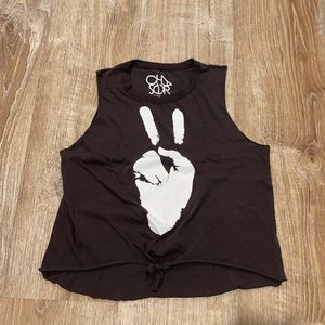 Chaser cropped peace sign ✌🏽 tank